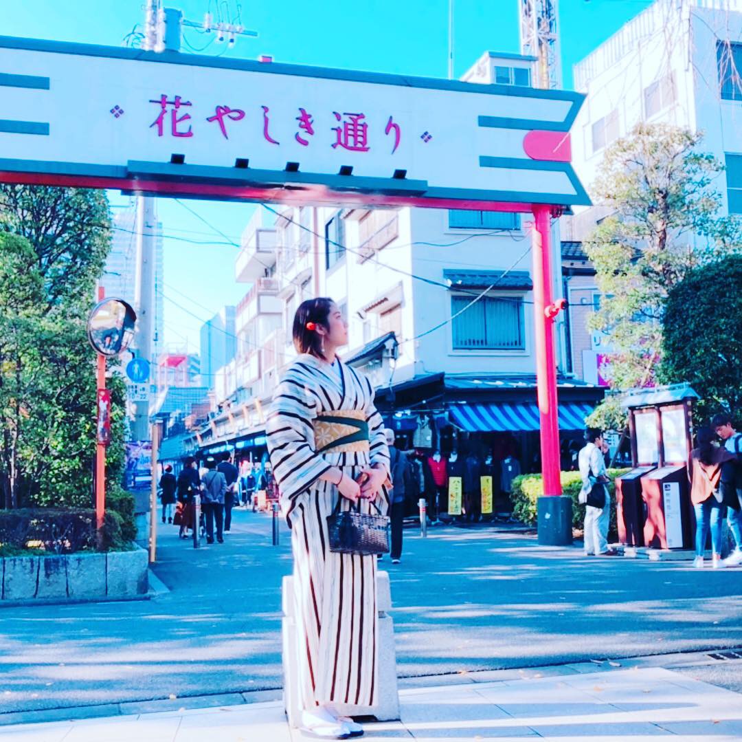 浅草レトロ気分で！