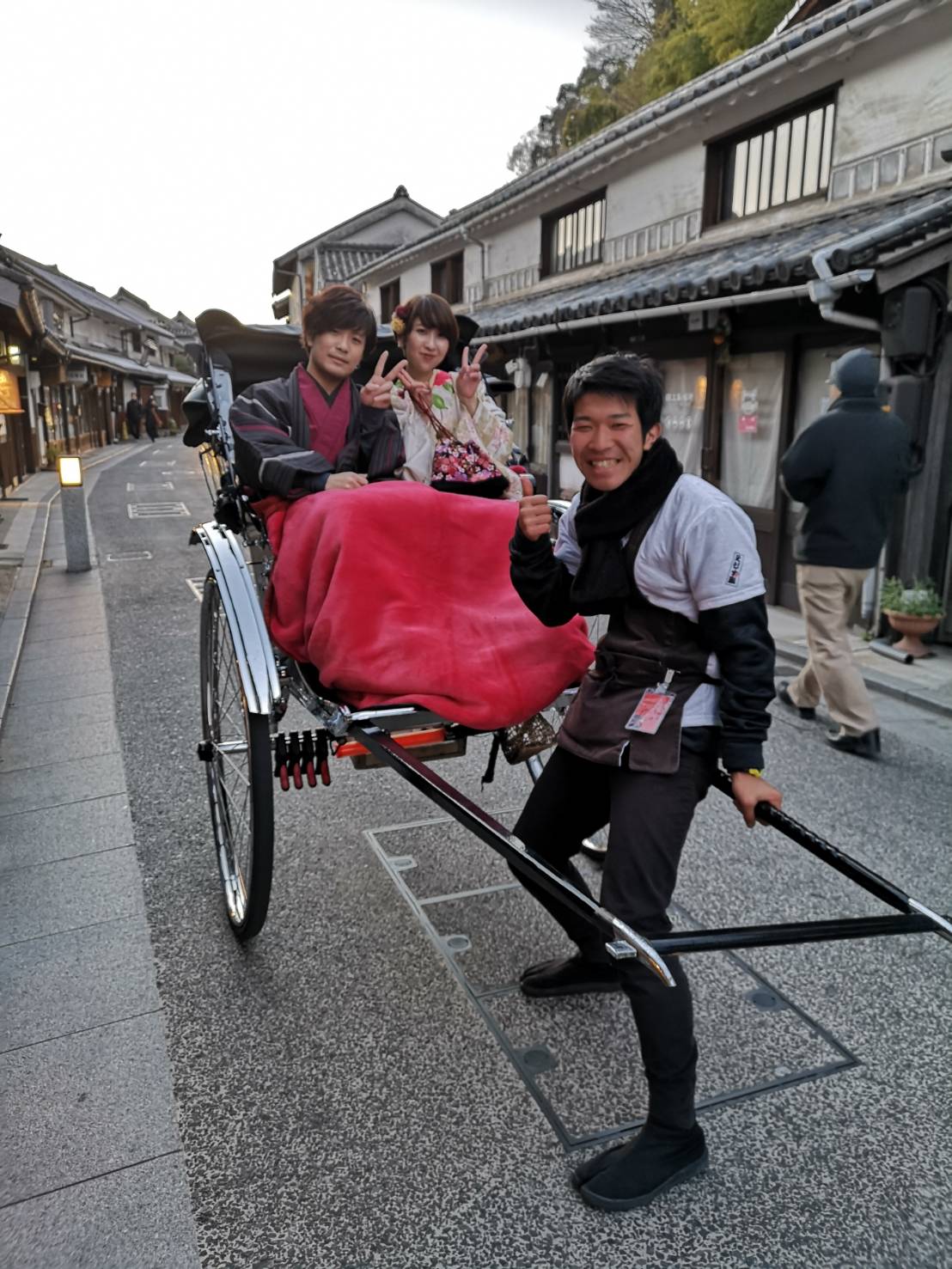 人力車で送り迎え♡