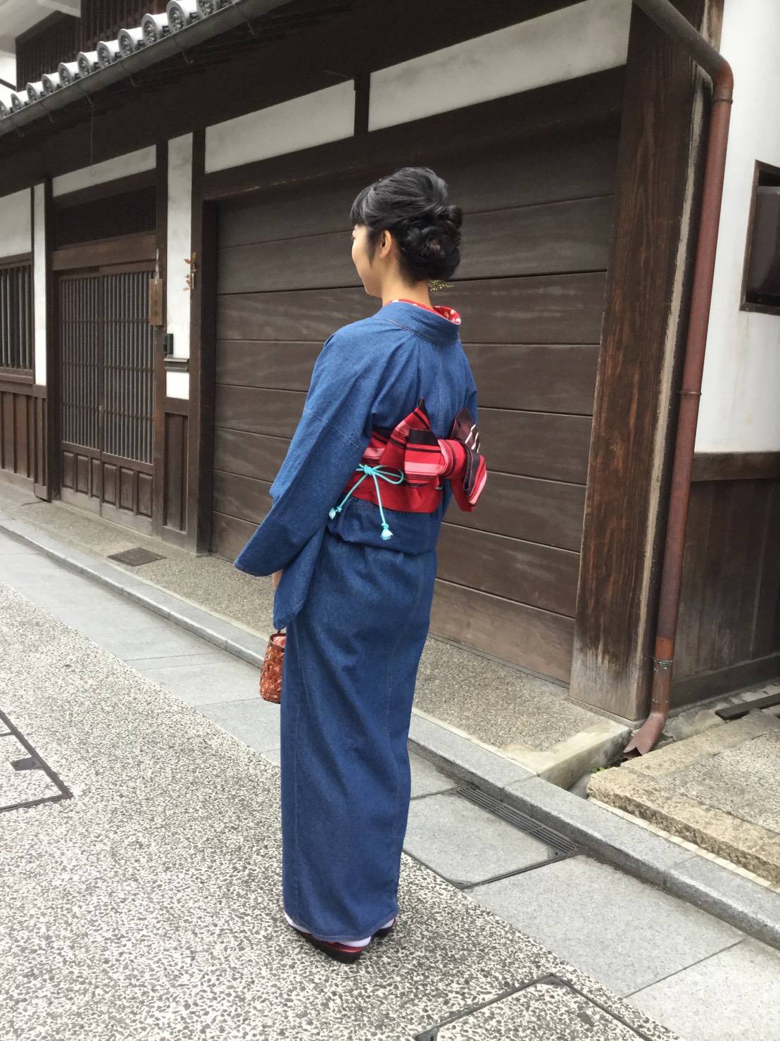 蒸し暑いお天気です。