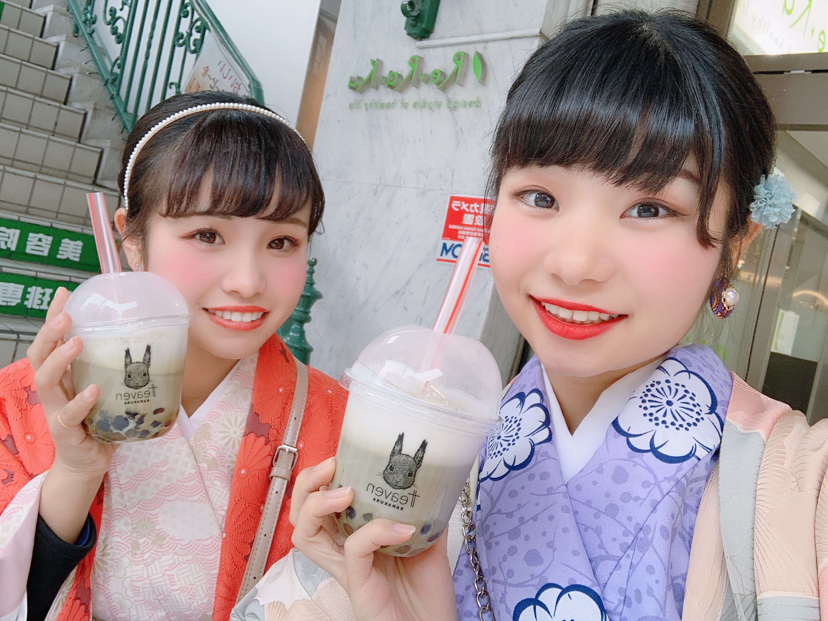 鎌倉で着物を着て食べ歩きを楽しむ！