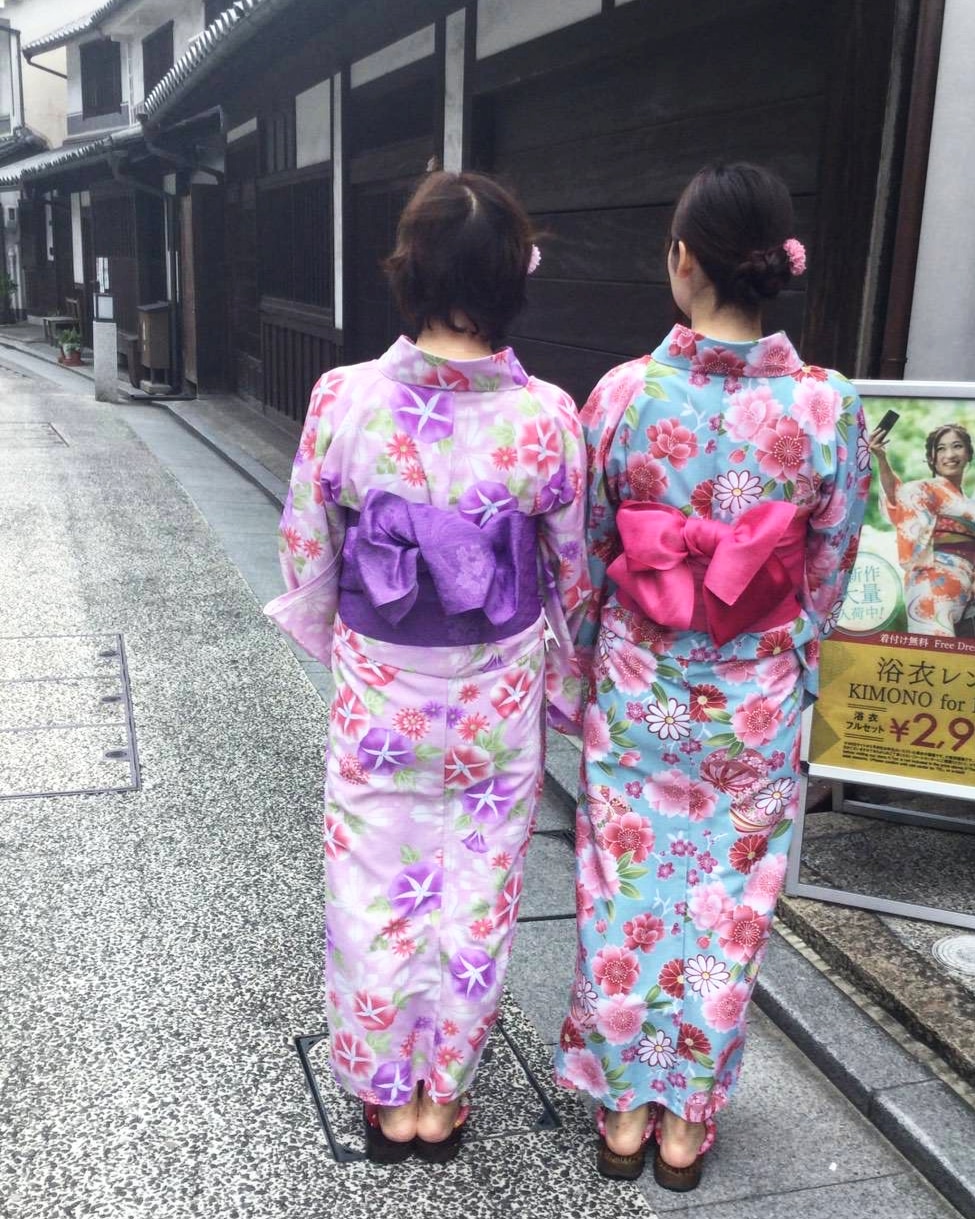 お肌が明るく見える色☆