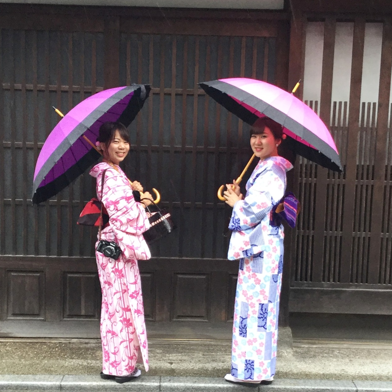 雨の日にこそ着物レンタル！