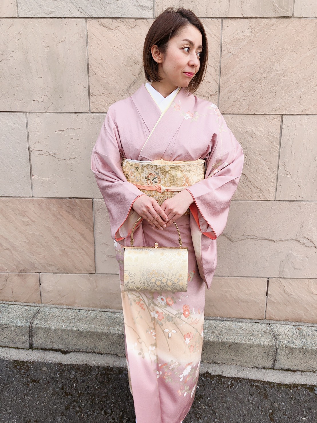 着物の日の美しいしぐさと動き方