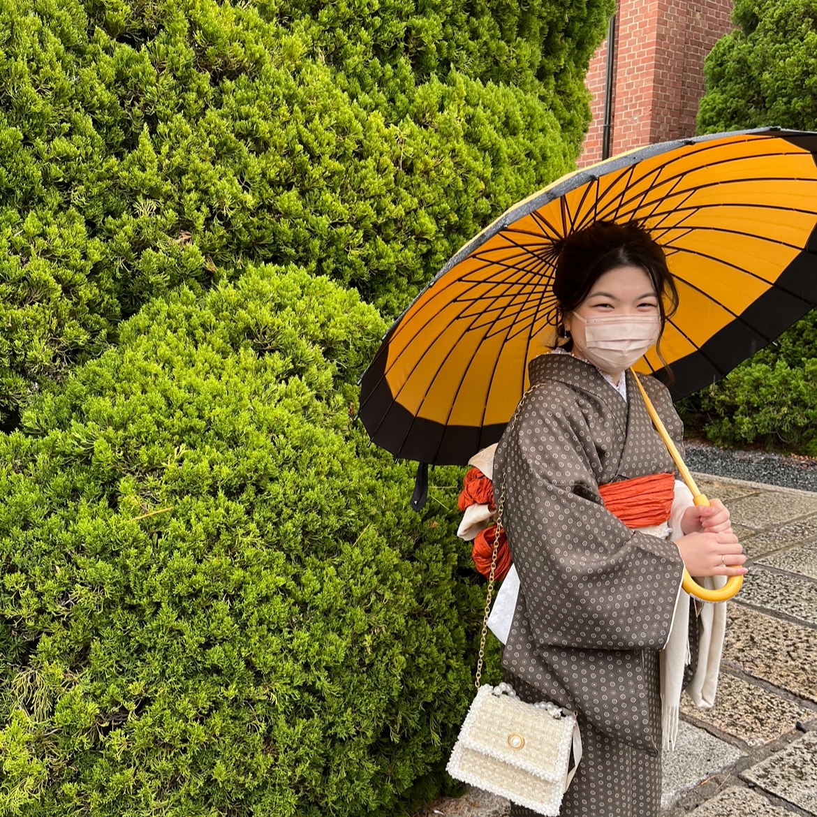 雨の日は無料で傘貸し出してます♪