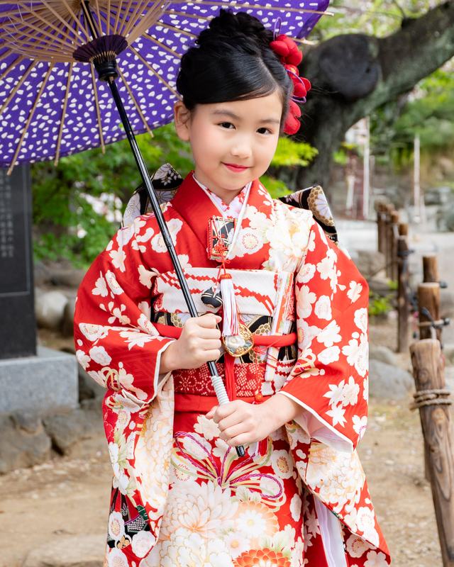 7歲・身穿和服的兒童